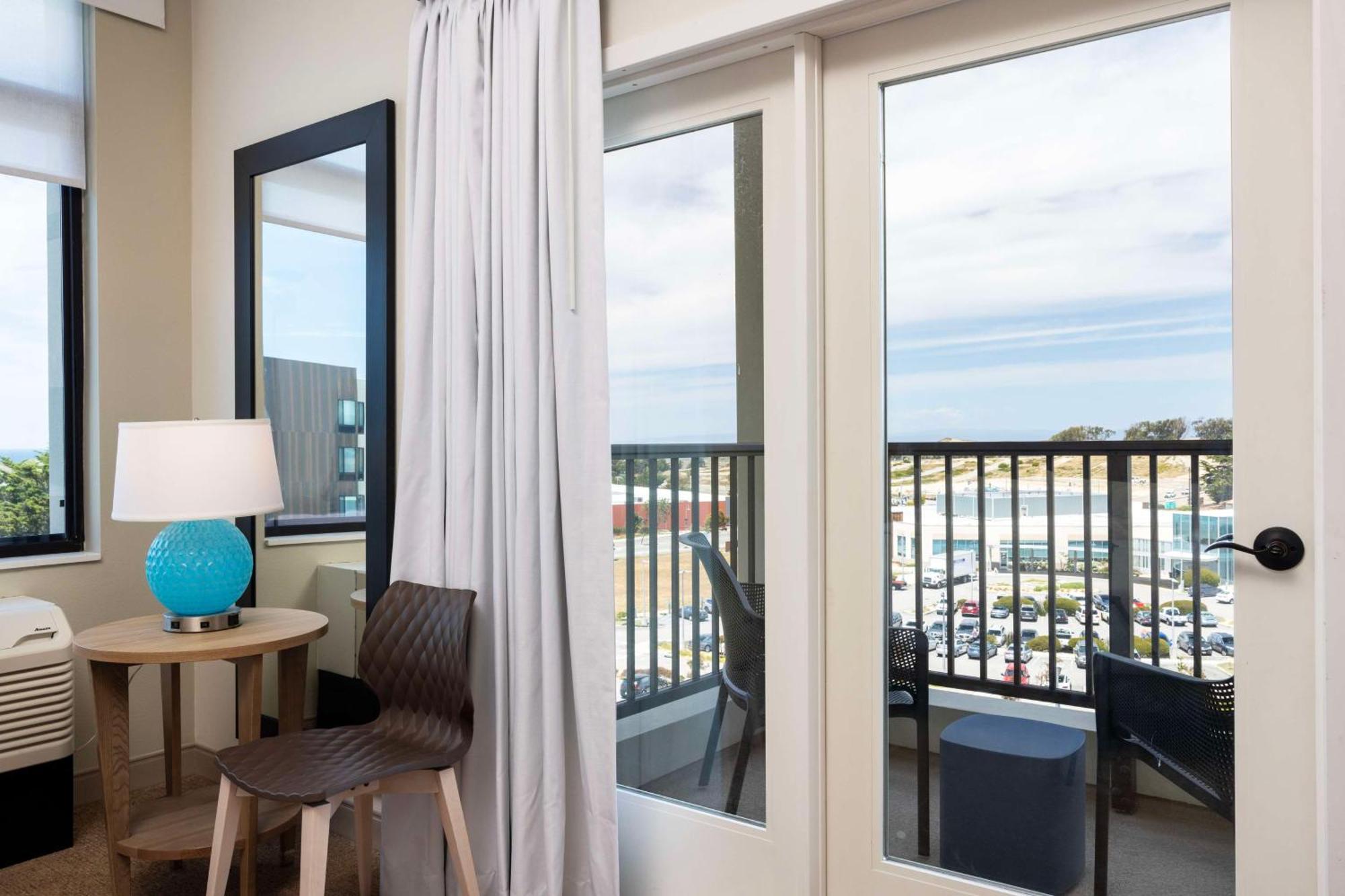Home2 Suites By Hilton 마리나 외부 사진